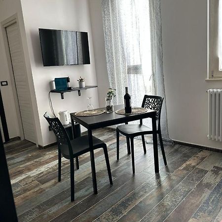 Home J&J Bari Kültér fotó